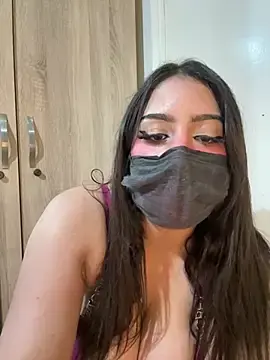 Stripchat Free Porn Cam of Ahlam7578