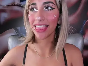 Stripchat Live Sex Cam of miss___taylor