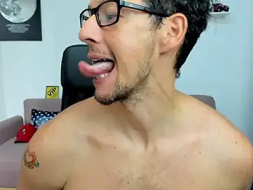 Stripchat Best live sex cam show of BrutusK08