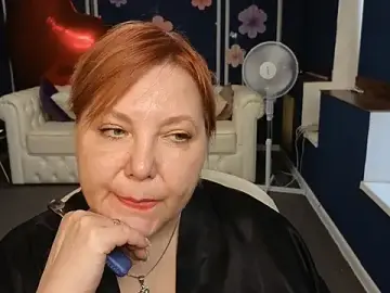 Stripchat Watch Live Sex Cams of Kira_Kenett