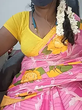 Stripchat Nude Webcam of Tamil-hotwife