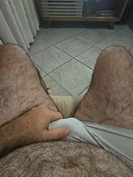 Stripchat Sex Cam of MysterBearMG