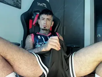 Stripchat Sex Chat of sergiio_mesa27