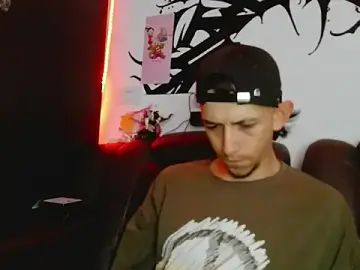 Stripchat Free Porn Cam of Chris__Jones