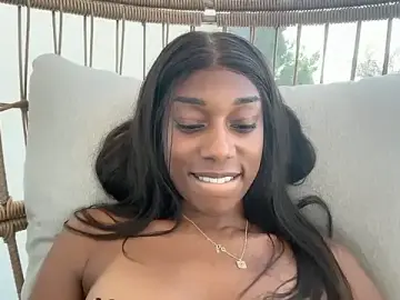 Stripchat Nude Webcam of smileybabe