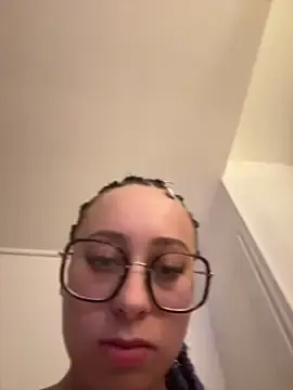 Stripchat Live Porn of queenlo_xxx