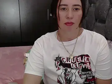Stripchat Free Live Porn of sara_hott_1