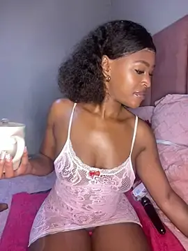 Stripchat Free Porn Cam of SP1CY_MOMMY