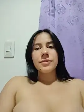 Stripchat Watch Live Sex Cams of valen-sexx