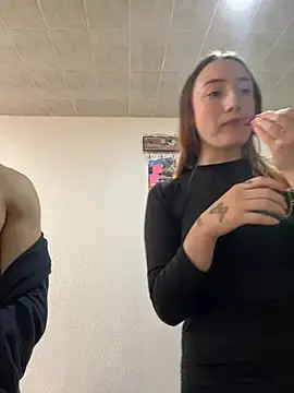 Stripchat Live Sex of Valery_Salmons