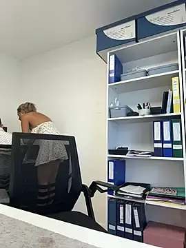 Stripchat Adult Webcams of Hii_Lolla