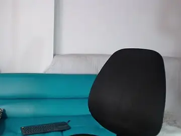 Stripchat Live Porn of mailyn_gold