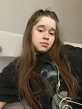 Stripchat Live Sex of HornyGirlH