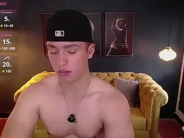 Stripchat Free Live Porn of deivid_parker