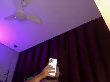 Stripchat Free Live Porn of Ale_Mineiro