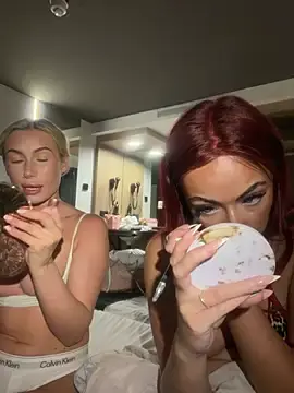 Stripchat Adult Video Chat of Saelyxiaaaxo