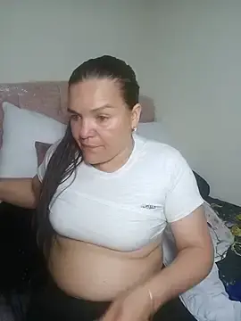 Stripchat Watch Live Sex Cams of Zuleyka_69