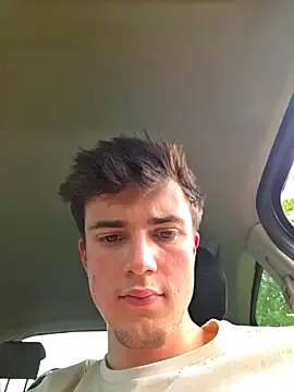 Stripchat Free Live Porn of freshboy72