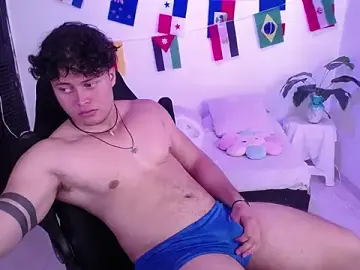 Stripchat Free Live Porn of fucking_bear_