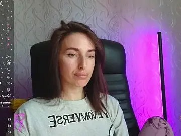 Stripchat Sex Cam of xx_adrihanna_xx