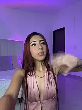 Stripchat Free Porn Cam of Mirandaa_Rogers