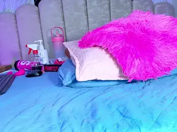 Stripchat Live Sex of violett_lo