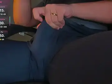 Stripchat Best live sex cam show of BulgeArt