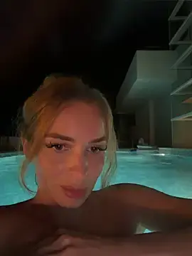Stripchat Free Porn Cam of EvieEvans