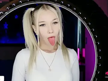 Stripchat Free Porn Cam of NaomiHita