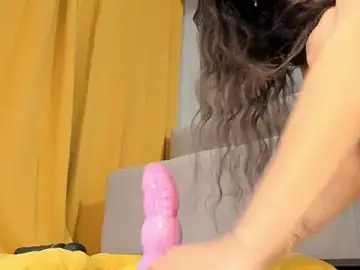 Stripchat Free Live Porn of IreneHabibi