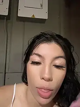 Stripchat Watch Live Sex Cams of Maddison_Foxxx