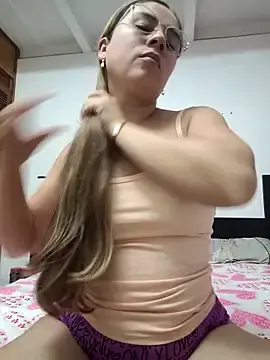 Stripchat Adult Webcams of selena_gomez2