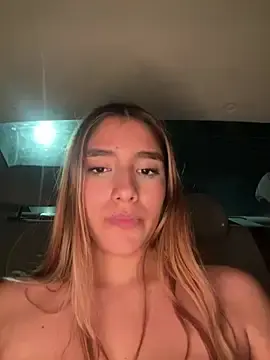 Stripchat Watch Live Sex Cams of Lucy_lu01