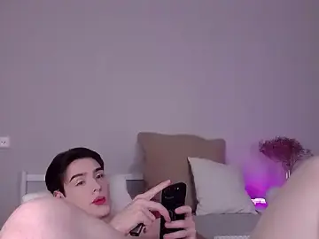 Stripchat Sex Cam of RobbyCharming