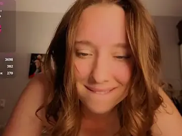 Stripchat Nude Webcam of hunny_ines