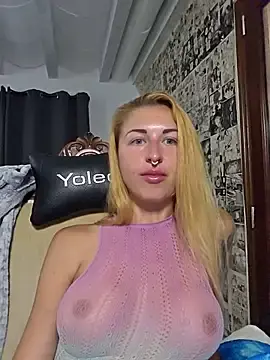 Stripchat Adult Webcam of kylie_blck