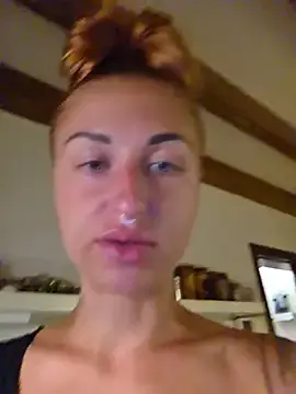 Stripchat Watch Live Sex Cams of kylie_blck