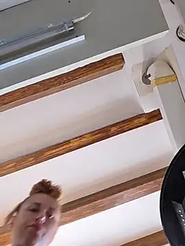 Stripchat Live Sex Cam of kylie_blck