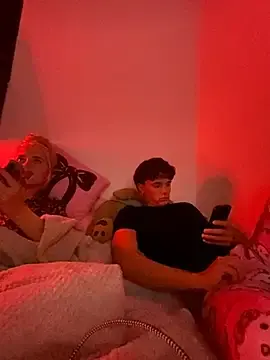Stripchat Adult Webcam of SofiaNLukaBabe