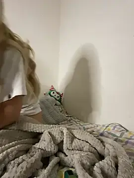 Stripchat Free Porn Cam of SofiaNLukaBabe