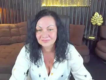 Stripchat Best live sex cam show of IrissMoon