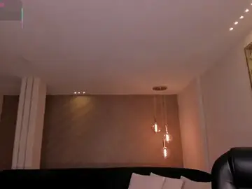 Stripchat Live Sex of PaulinaSantos_