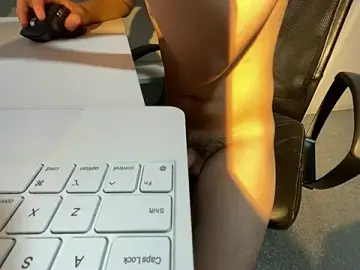 Stripchat Sex Cam of JJ_131