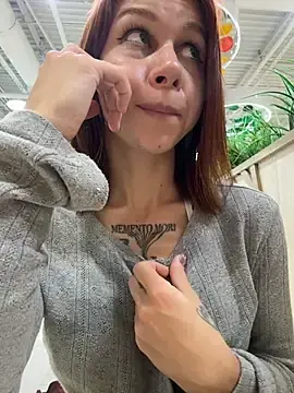 Stripchat Sex Cam of RosieSecret