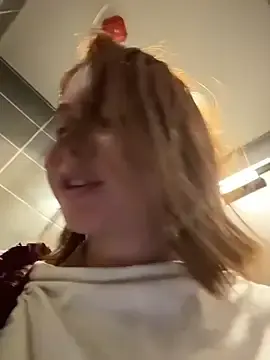 Stripchat Free Live Porn of RosieSecret