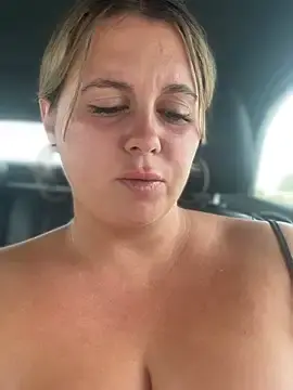 Stripchat Live Porn of Samantha_official