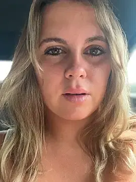 Stripchat Free Live Porn of Samantha_official