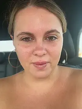 Stripchat Sex Cam of Samantha_official