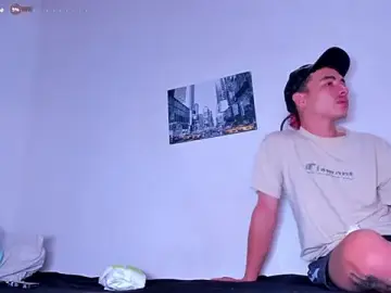 Stripchat Free Porn Cam of enjoy_hotparty