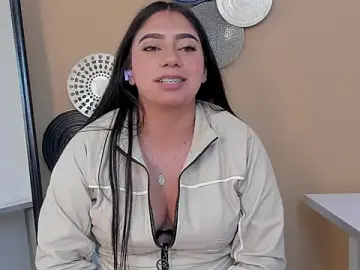 Stripchat Nude Webcam of luna_cute__